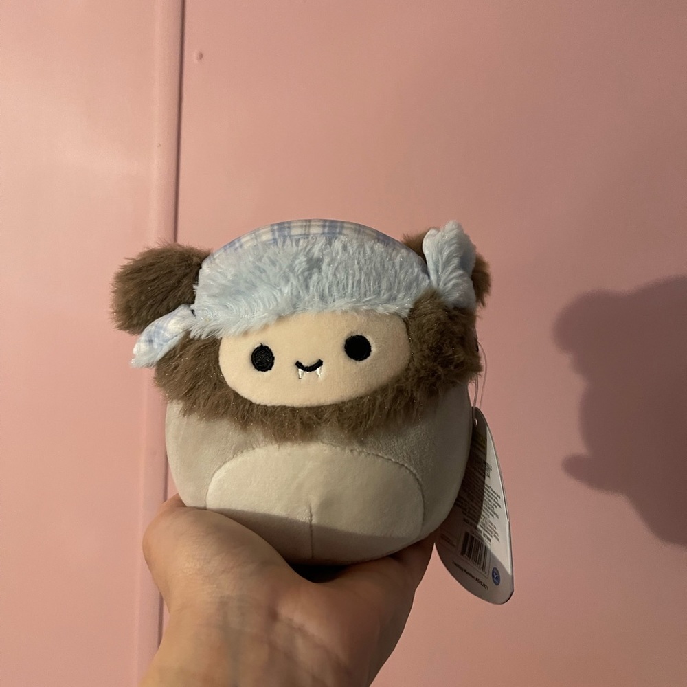 dray the yeti squishmallow